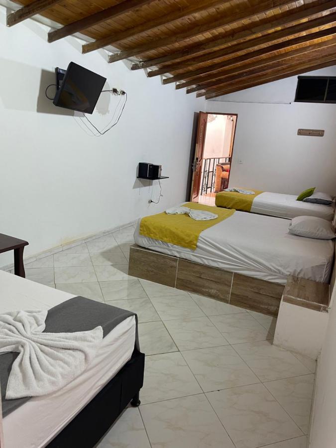 Hotel Brisas Medellín Zewnętrze zdjęcie
